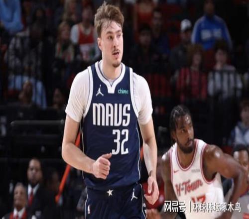 王哲林斩获,分助力上海,连胜四场,8波足球即时比分,8波比分,8波体育比分网,比分直播